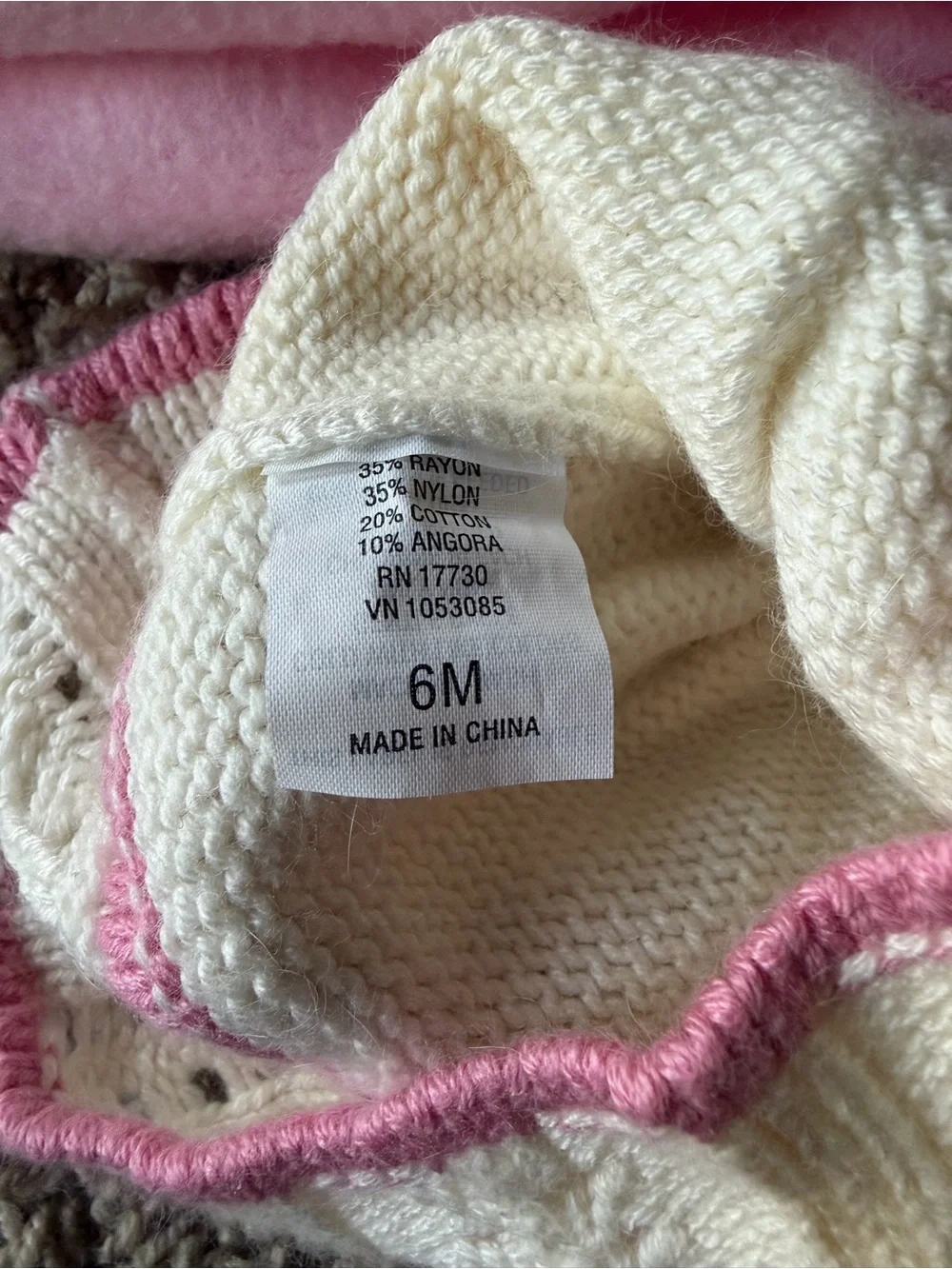 0-6 month girl baby 10p bundle caps, new mitten pair, baby shoes/ booties, socks